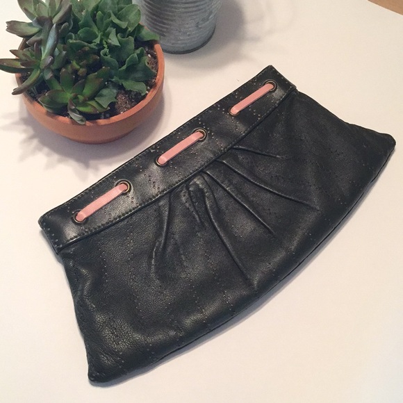 LAUREN MERKIN snap-close Black & Pink 100% LEATHER Preppy Handheld Bow Detail - Picture 2 of 8